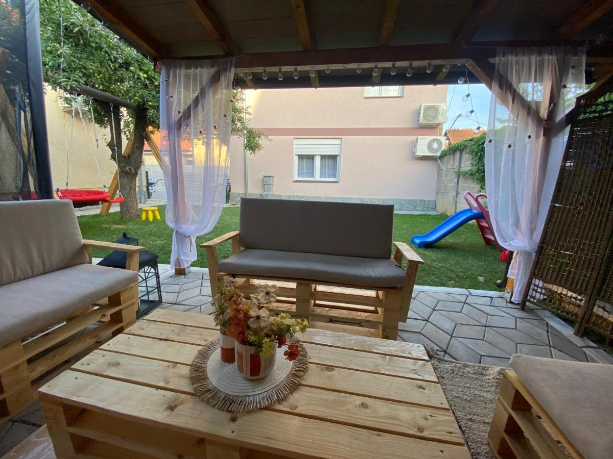 Apartmani Lazarevic Jagodina Exterior foto