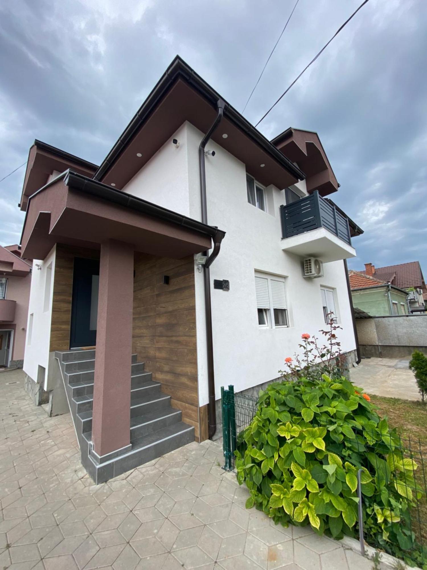 Apartmani Lazarevic Jagodina Exterior foto